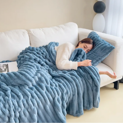 Soft Wind Bubble Velvet Blanket