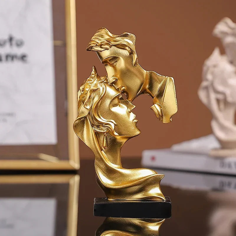 Mini statue d'amoureux en résine, figurine en posture de baiser, modèle artisanal, sculpture