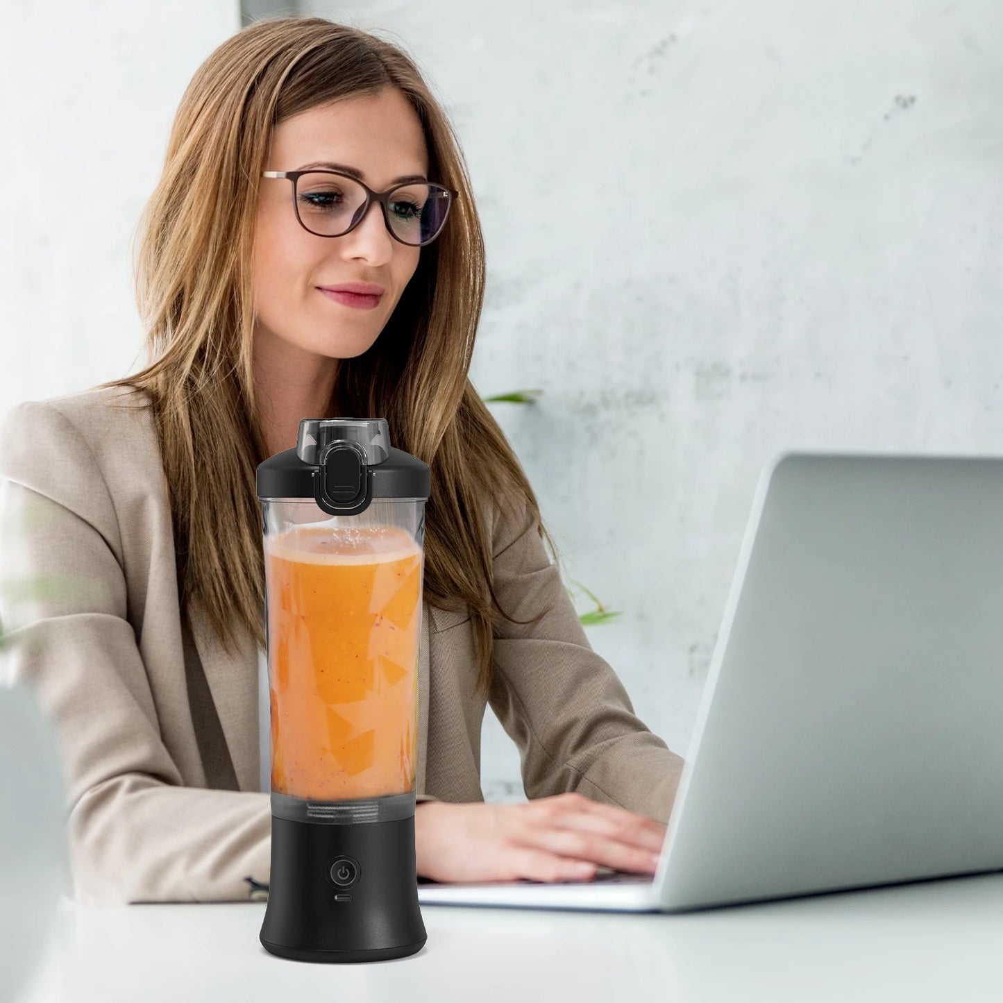 Mini Portable Blender - USB Rechargeable Electric Juicer for Smoothies & Fresh Juice (380ml) - Deribla Store